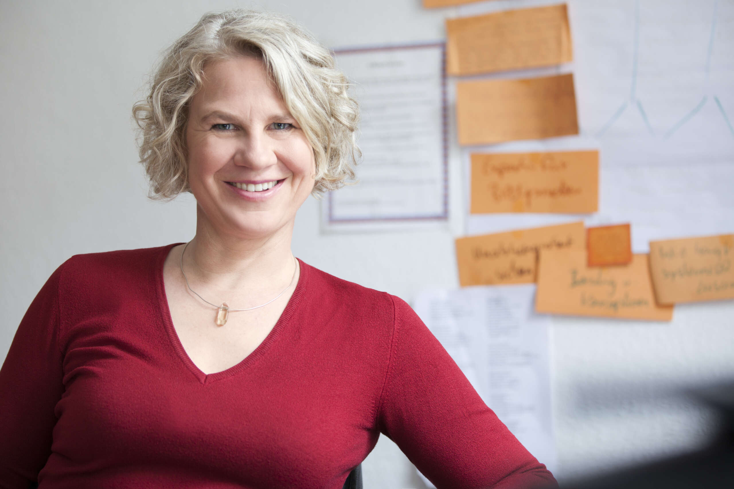 Dr. Yvonne Behnke